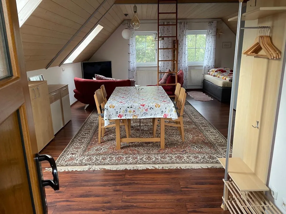 Ferienappartement Am Almesbach Weiden فايدن